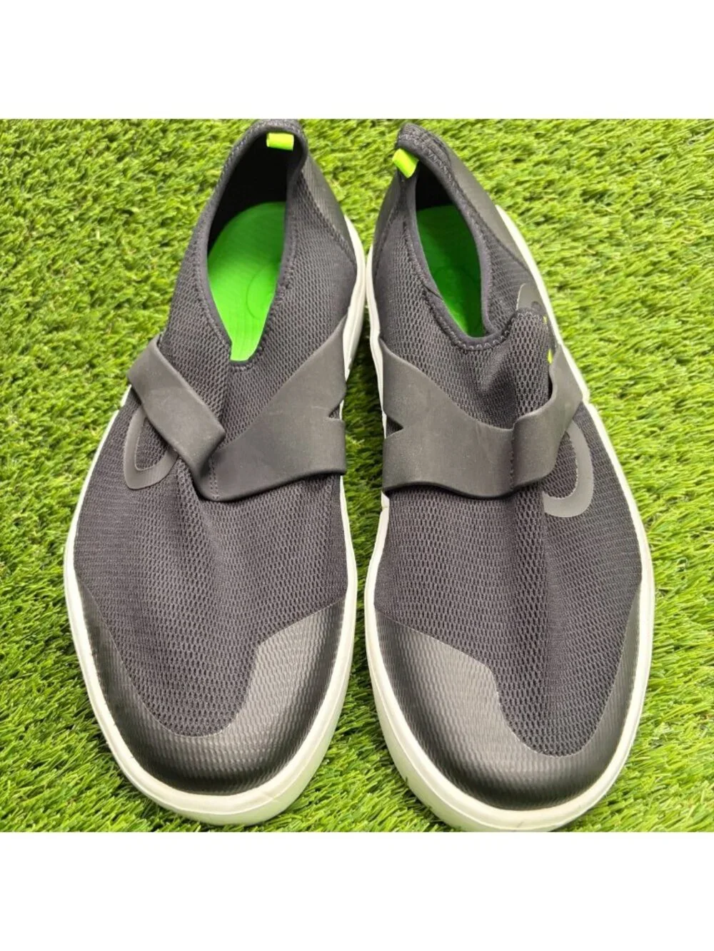 OOFOS OOmg Low Mens Size 12.5 Black White Athletic Recovery Slip On Shoes